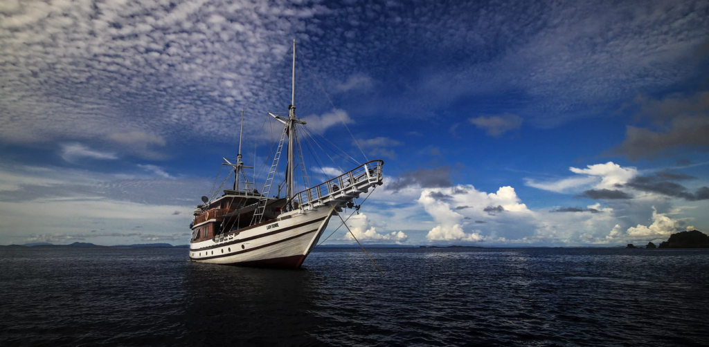 lady denok, one of the best liveaboards in indonesia for solo travelers