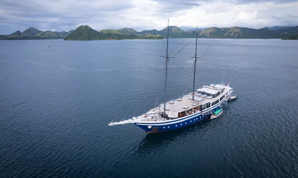 scubaspa zen, the best wellness liveaboard in indonesia