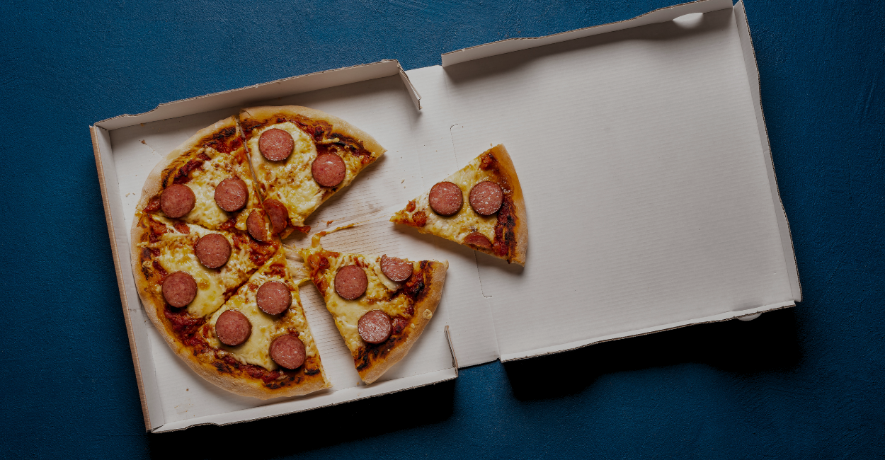 Dream Scuba Job: Underwater Pizza Delivery Person