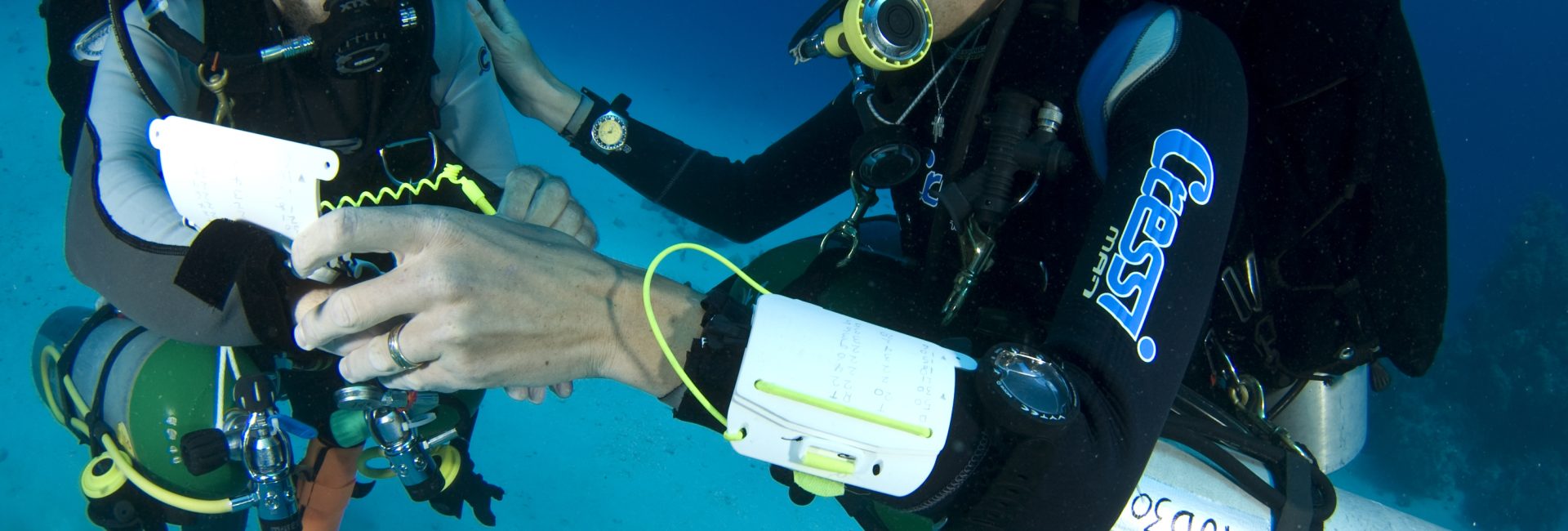 Effective Underwater Communication in Diving
