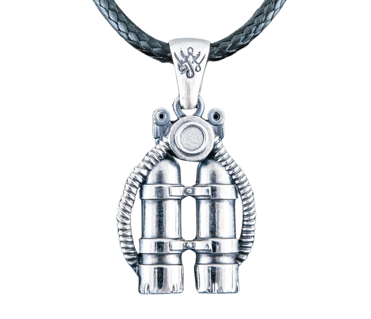 Scuba tanks pendant - best jewelry for ocean lovers