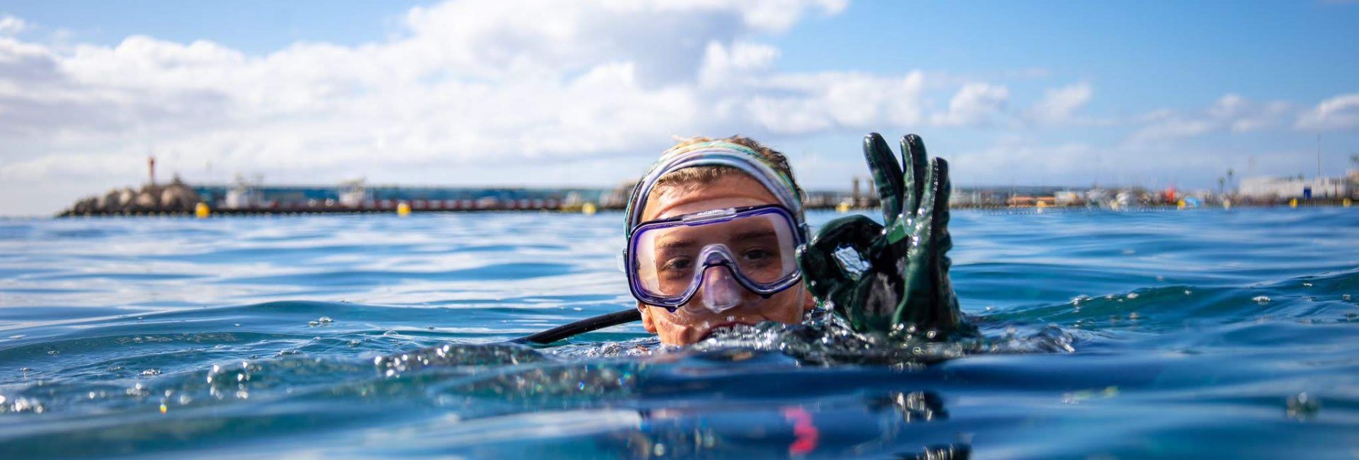 Je nette pak inruilen voor een natpak Mijn PADI Divemaster avontuur