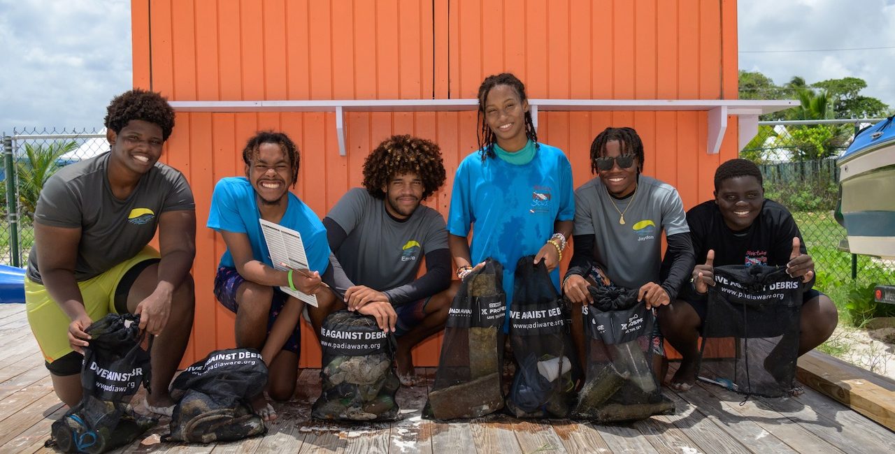 Carrera hasta 100: Ayuda a PADI AWARE Foundation. Ayuda a los Héroes del Océano