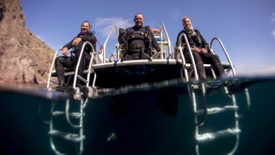 adaptive diving week three divers about to jump in
