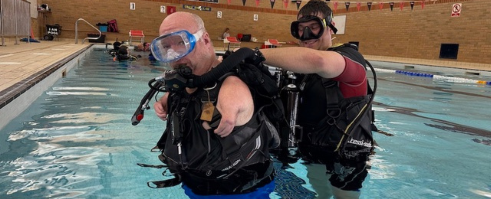 Il n&rsquo;y a pas de barrières dans la plongée, comme l&rsquo;ont prouvé un Instructeur et un plongeur adaptatif