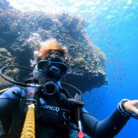 Monica Wisona diving