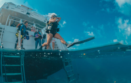 diver jumping off boat become an advanced diver