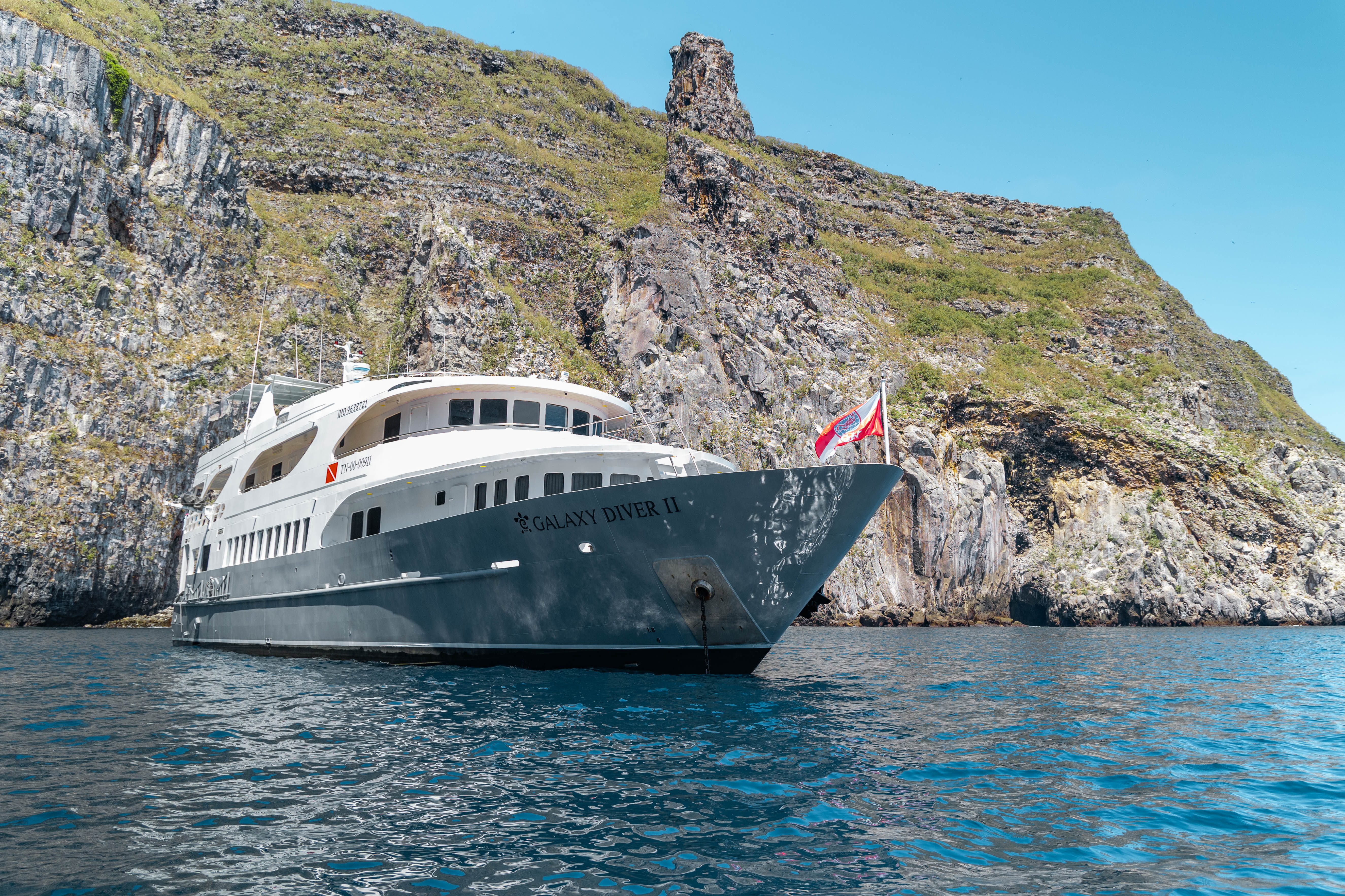 The M/Y Galaxy Diver 2, a liveaboard in the Galapagos Islands
