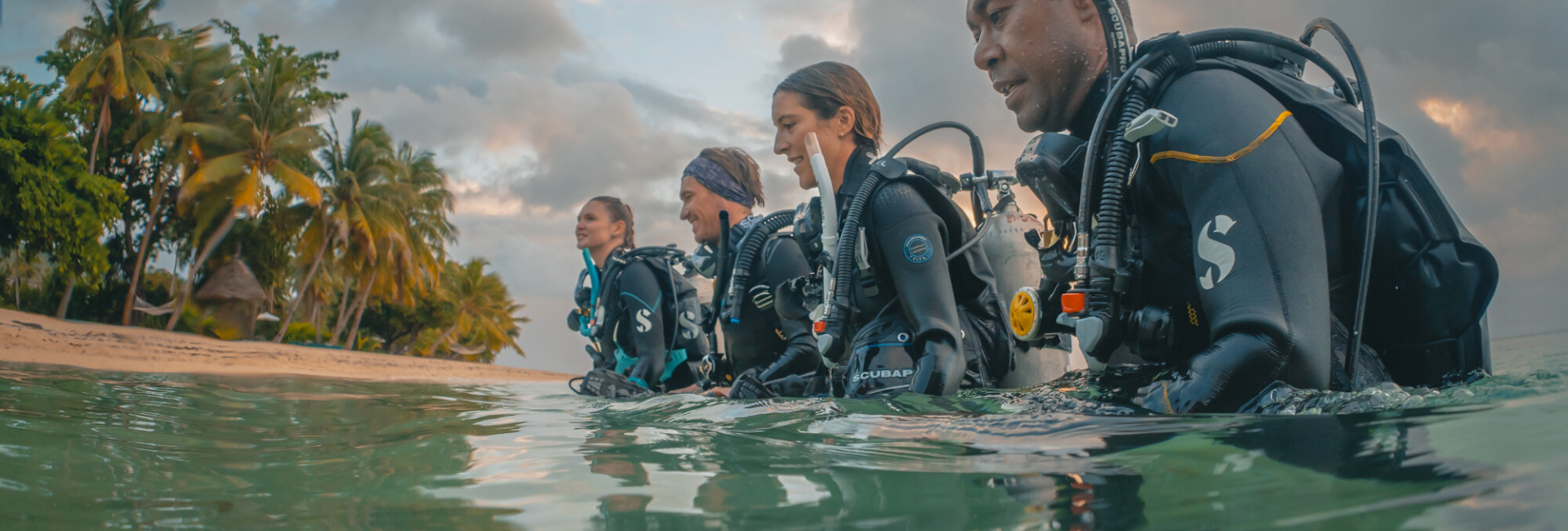 Ce qu&rsquo;il faut pour devenir Master Scuba Diver – selon de vrais plongeurs