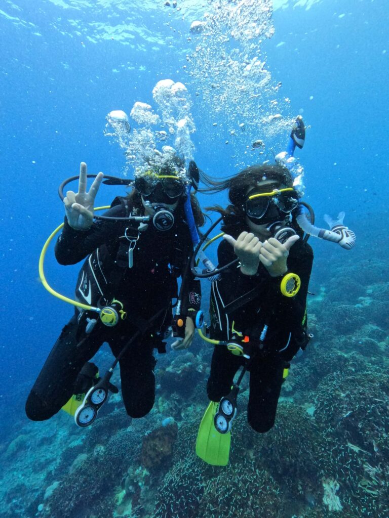 PADI AmbassaDiver junior Julia e Alexa