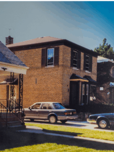 2층 벽돌 건물, PADI의 오리지널 본사 건물